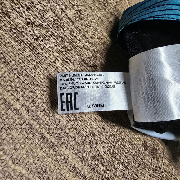 Sea-Doo Royal Blue Fade Striped Women's 6" Board Short Size Small NWT - Picture 14 of 14